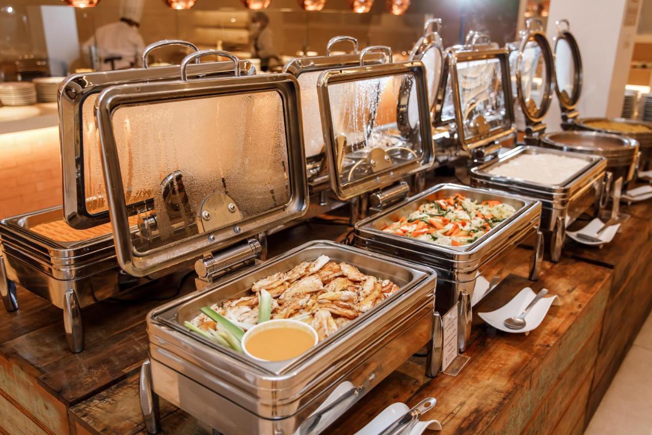 منتجع لا توري الشامل كليًا بورتو سيغورو المظهر الخارجي الصورة A chafing dish buffet
