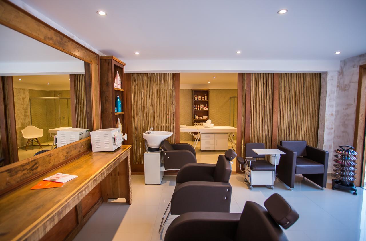 منتجع لا توري الشامل كليًا بورتو سيغورو المظهر الخارجي الصورة A salon in the UK